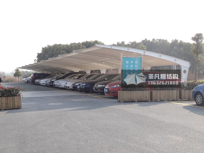 TC015 膜結(jié)構(gòu)停車棚七字型
