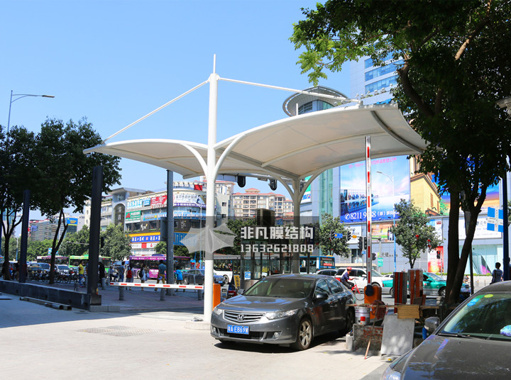 GT007 崗?fù)つそY(jié)構(gòu)雨棚 廣州市東圃商業(yè)大廈