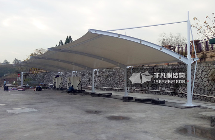 TC030 充電樁膜結(jié)構(gòu)雨棚 韶關(guān)G4京港澳高速服務區(qū)