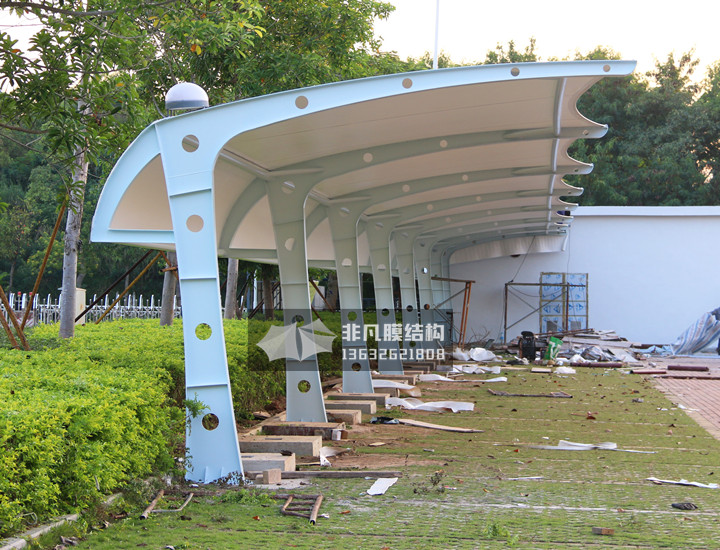 TC035 充電站膜結(jié)構(gòu)雨棚 深圳坪山體育館